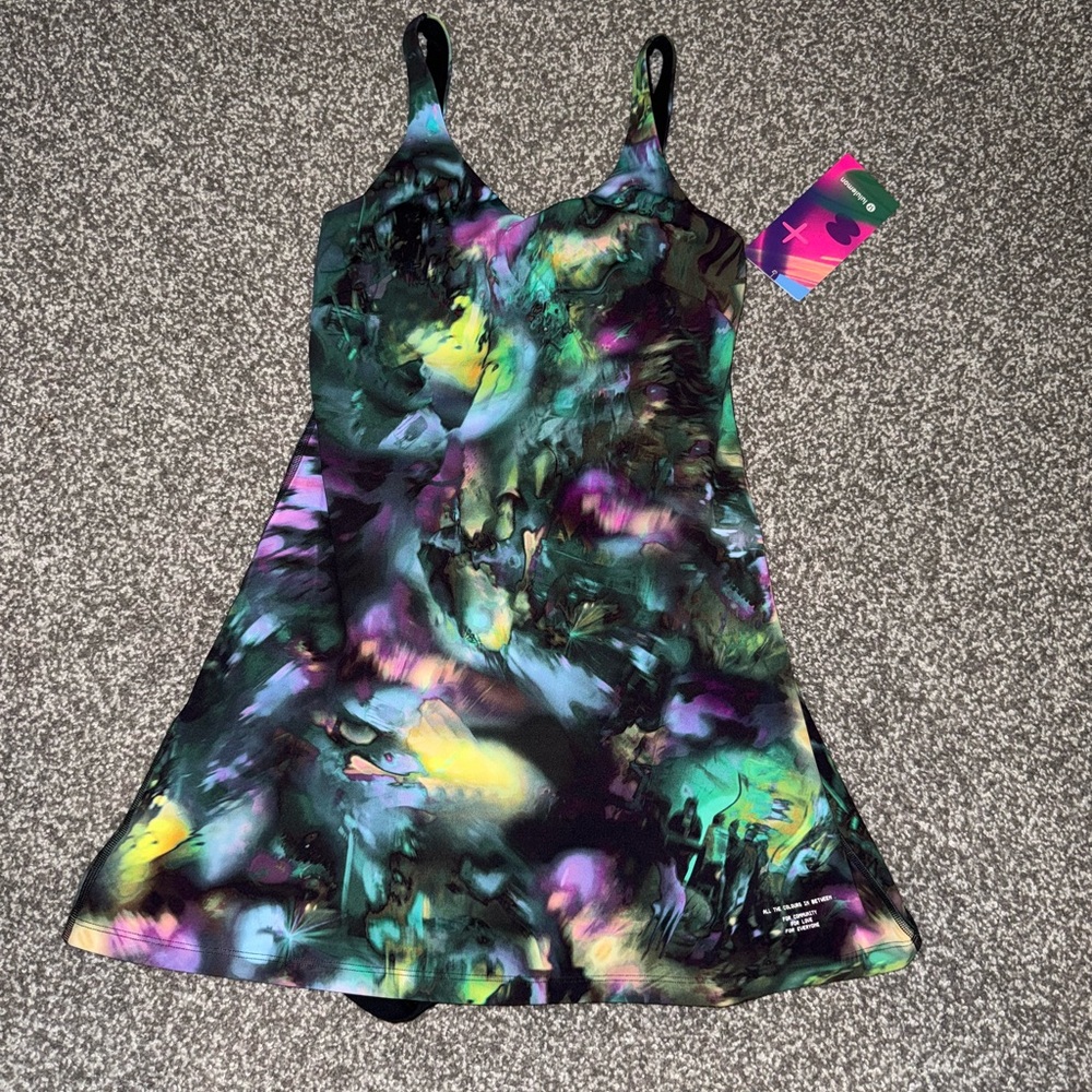 Lululemon NWT Align Pride dress